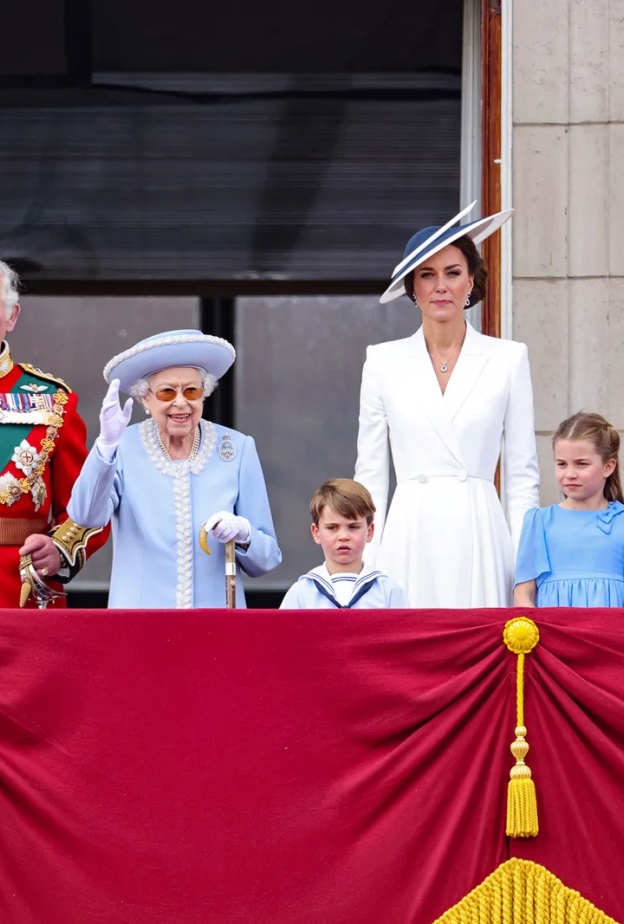 أهم القوانين التي لا تسري على العائلة المالكة البريطانية