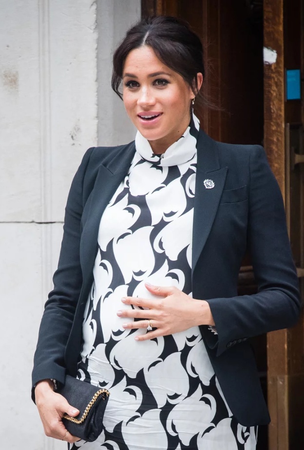 أهم قواعد الحمل الملكية التي خالفتها ميغان ماركل