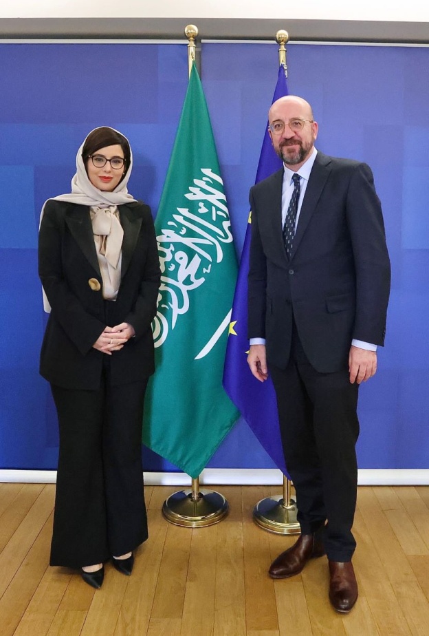 سفيرات المملكة "هيفاء الجديع" و"نسرين الشبل" تقدمان أوراق إعتمادهما للإتحاد الأوروبي وجمهورية فنلندا