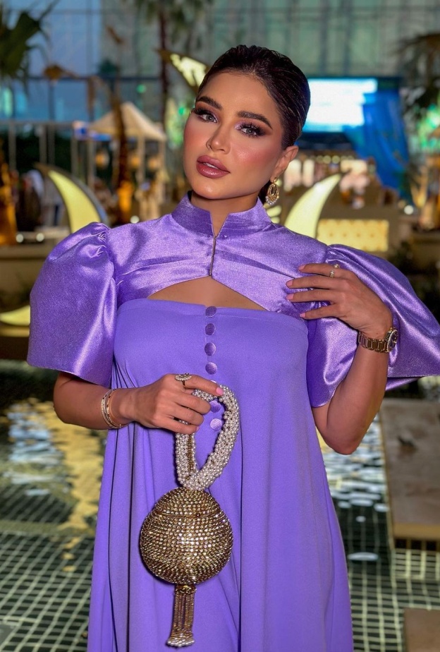 المؤثرة الكويتية نهى نبيل