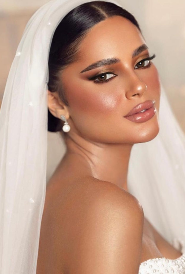 تسريحة عروس من مصففة الشعر نور عبد المجيد