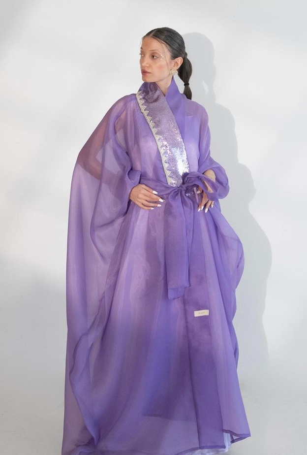 وجهتك لاختيار عباية راقية لسحور فاخر