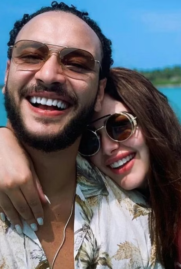 هنادي مهنا في شهر العسل مع عريسها