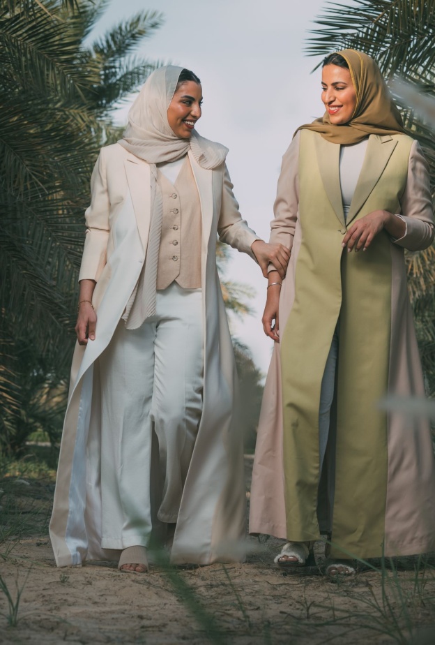 وضحى وهيا النفجان مؤسستي علامة The Capsule لـ "هي": "نهدف بأن نرسخ مفهوم شراء قطع استثمارية ومستدامة"