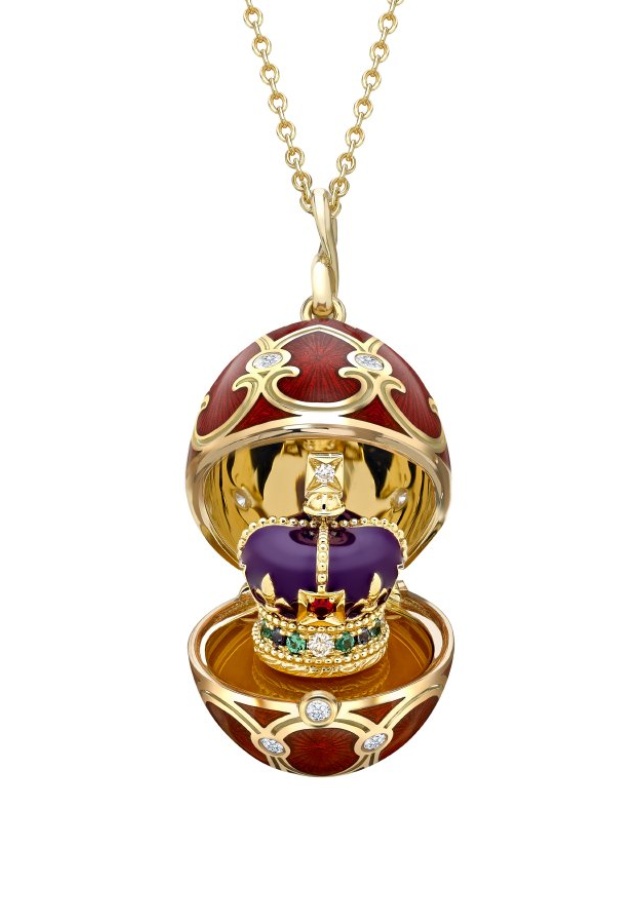 فابيرجي يحتفل بتتويج الملك تشارلز الثالث بعقدين جديدين من مجموعتها التراثية