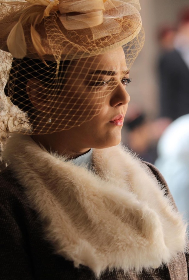 منافسة بين مي عز الدين ودانا مارديني على إطلالة القبعات الكلاسيكية