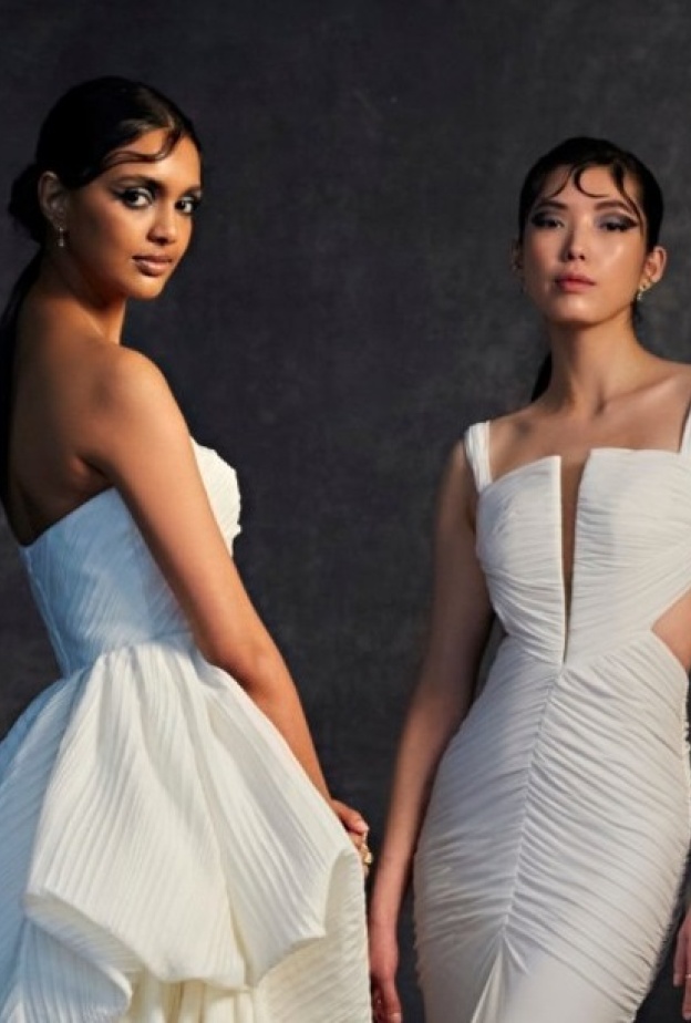 مجموعة فساتين زفاف theia  من أسبوع الموضة العرائسي في نيويورك 2024