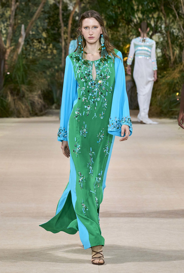 تصاميم مطرزة تناسب إفطارات رمضان 2023