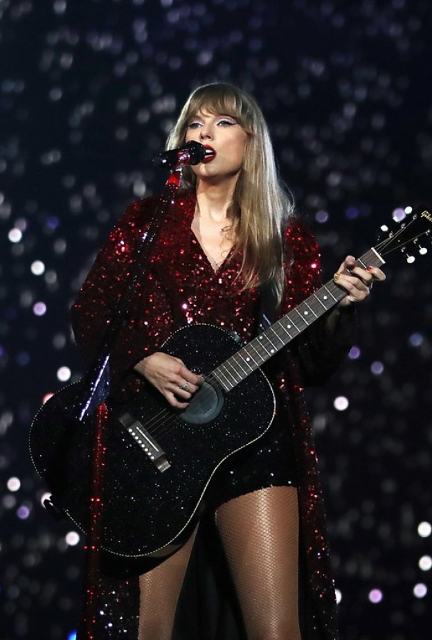 تايلور سويفت