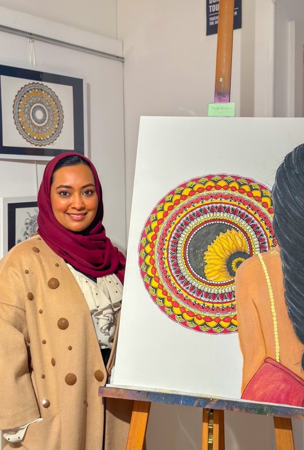 منال سليمان مُنشي ل"هي": تجربة الدراسة في الخارج تجربة ثرية ومن الذكاء استغلالها بشكل جيد