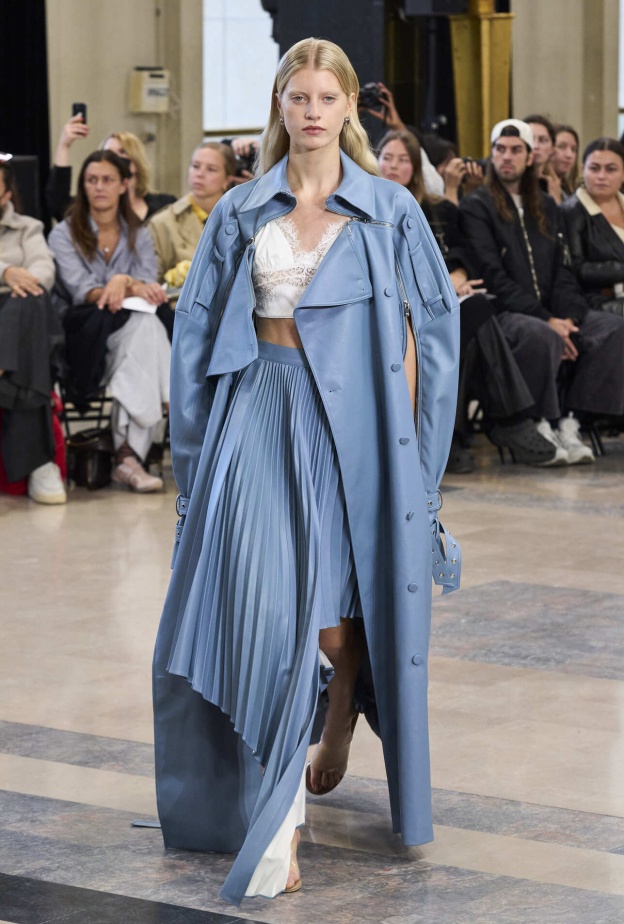 تنانير بقصات عصرية مع البليسيه والكشكش 