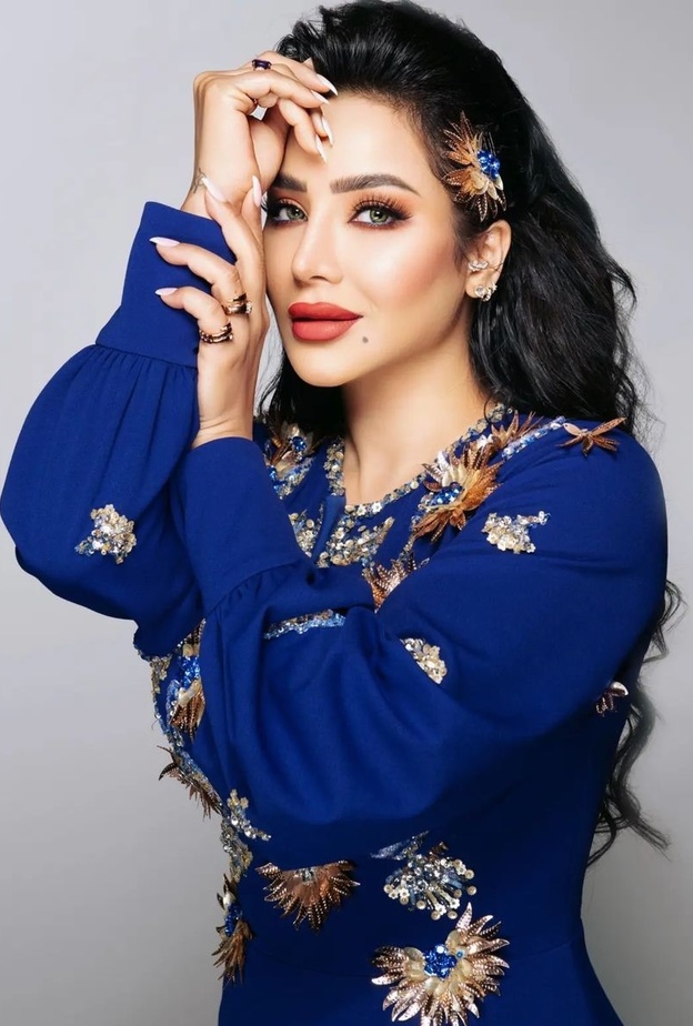 أفكار مكياج تناسب إطلالات القفاطين من وحي النجمات ..إليك الخطوات