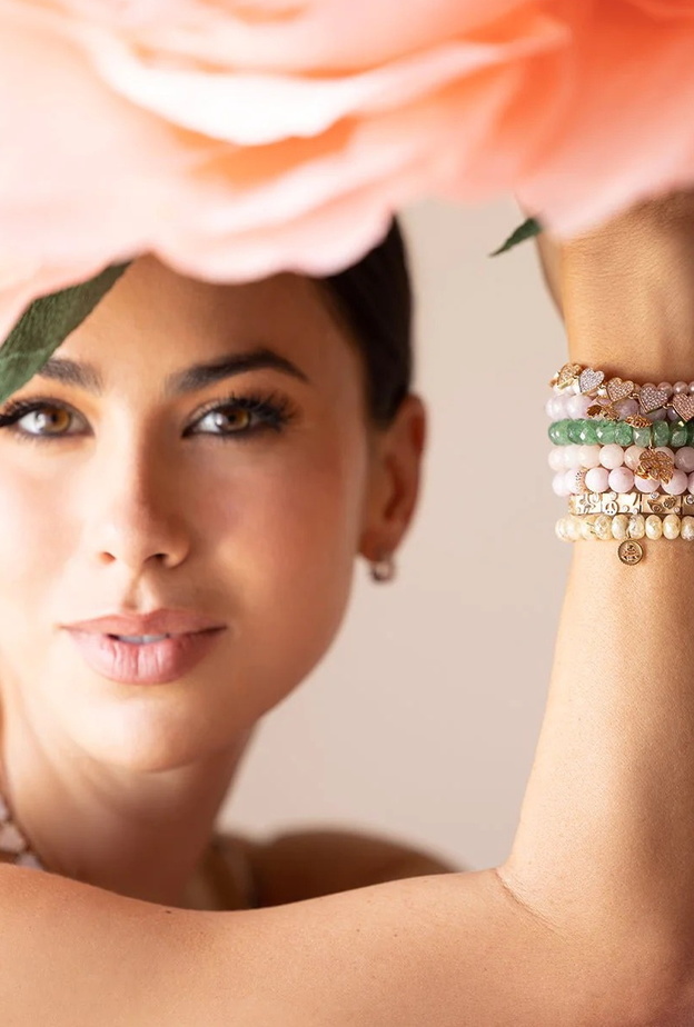 نصائح لاختيار المجوهرات المناسبة بحسب شكل وجهك