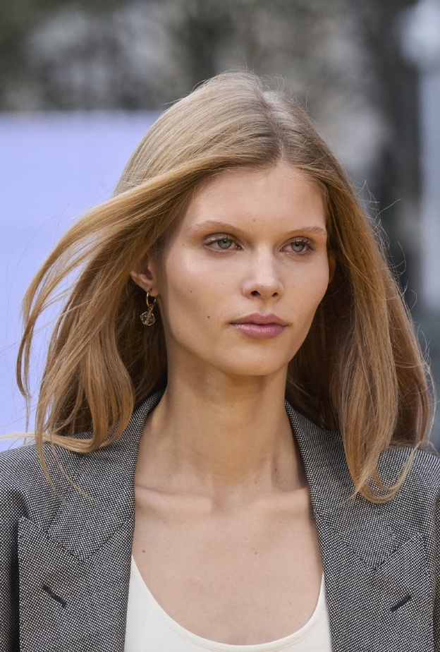 مفهوم الفيتامين "سي" ومدى تأثيره على البشرة والشعر