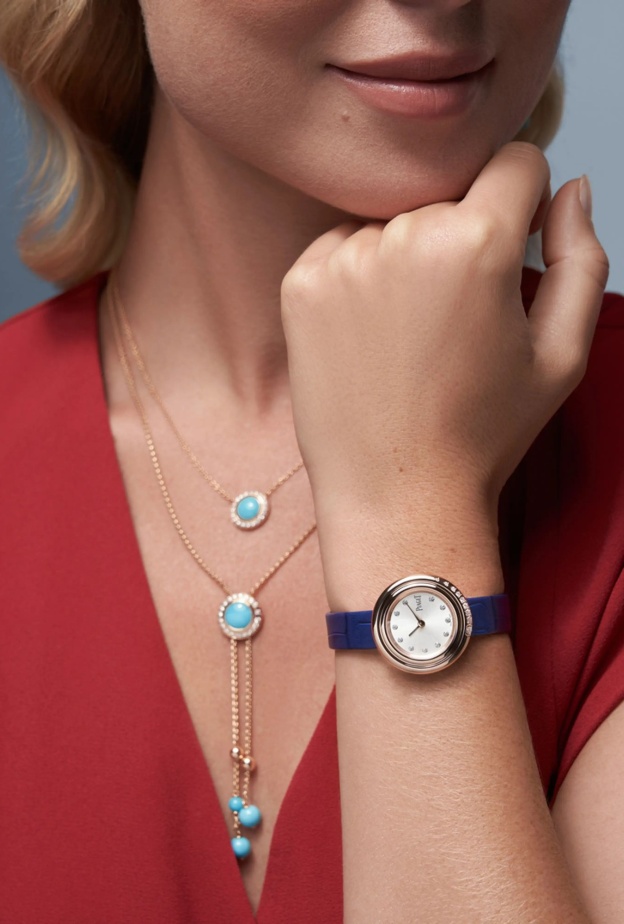 استعدي لاطلالة الصيف بأجمل مجوهرات الفيروز المرحة