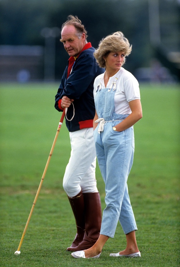 موضة السالوبيت لا تبطل أبداً... ترافقنا من المراهقة حتى أيامنا هذه