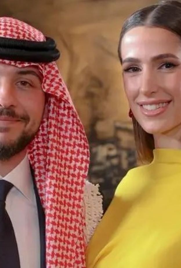 العروسان رجوة بنت خالد آل سيف والأمير حسين بن عبدالله