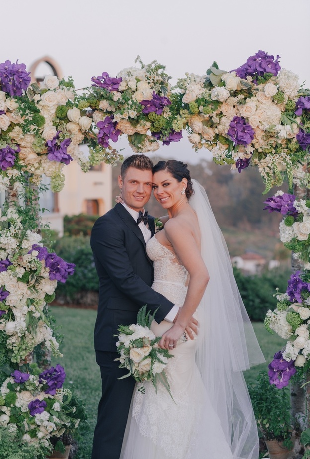 الموسيقى الرئيسية لفيلم Jaws – حفل زفاف نيك كارتر Nick Carter ولورين كيت Lauren Kitt