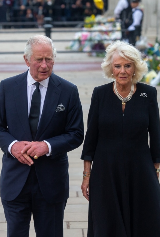 تجارب تذوق بريطانية مميزة احتفالًا بتتويج الملك تشارلز الثالث