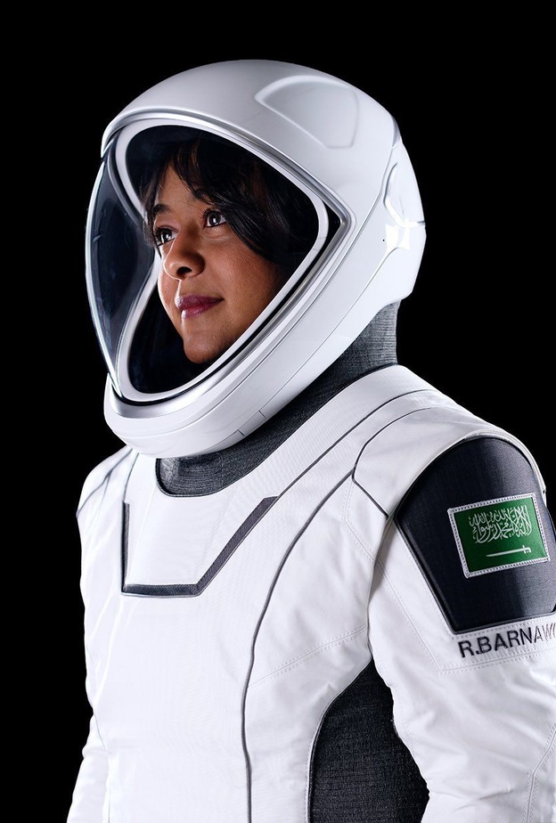 السلام عليكم من الفضاء.. أولى كلمات رائدة الفضاء السعودية ريانة برناوي