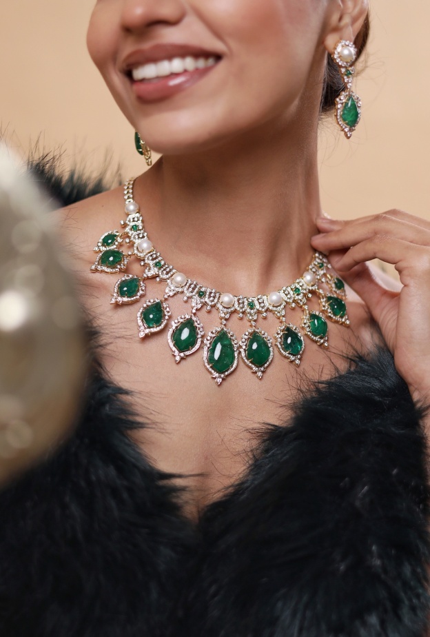 مجوهرات Nafees Fine Jewellery