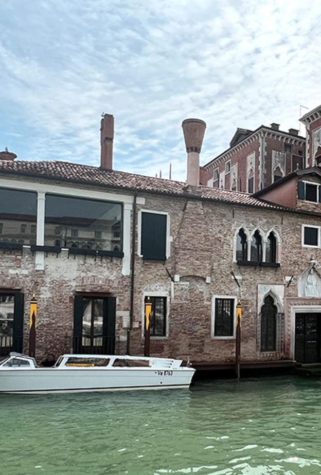 "نيوم" تفتتح معرضها الدولي الأول في البندقية لتستعرض رؤيتها حول مستقبل المدن