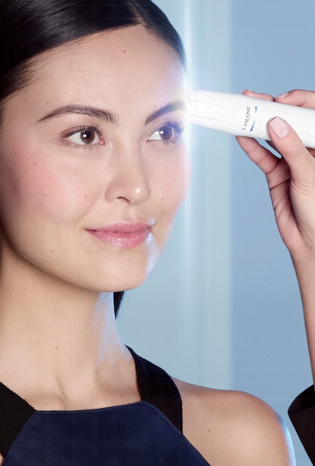 تشخيص لمشاكل منطقة العينين من لانكوم