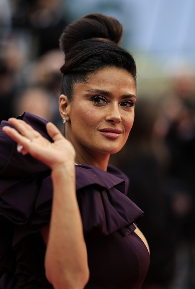 المكياج القوي عنوان الجمال في اليومين الرابع والخامس من مهرجان كان 2023.. إليك الخطوات