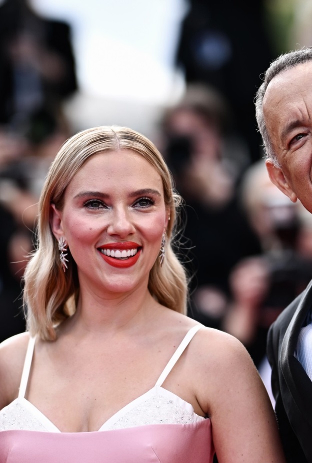 توم هانكس وسكارليت جوهانسون