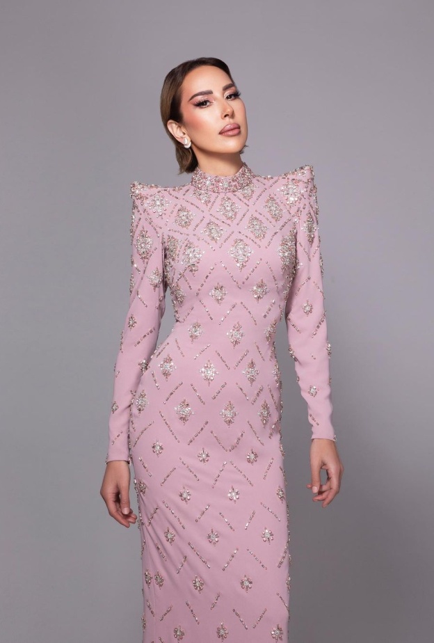 إطلالة مفعمة بالأنوثة من توقيع Khaled&Marwan