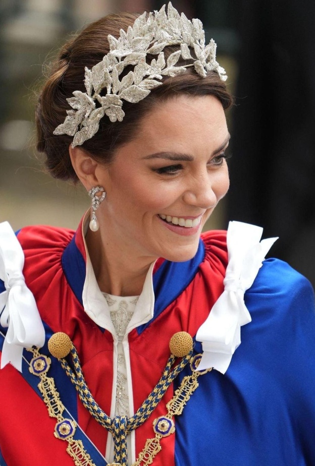 كيف أحيت كيت ميدلتون ذكرى ديانا وأرسلت تحية لكاميلا في احتفالات التتويج؟