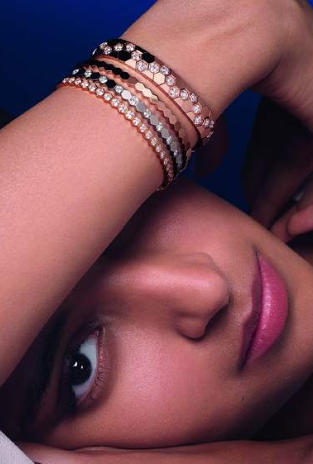 مجموعة Bee My Love من دار شوميه.. صفحة جديدة في تاريخ المجوهرات