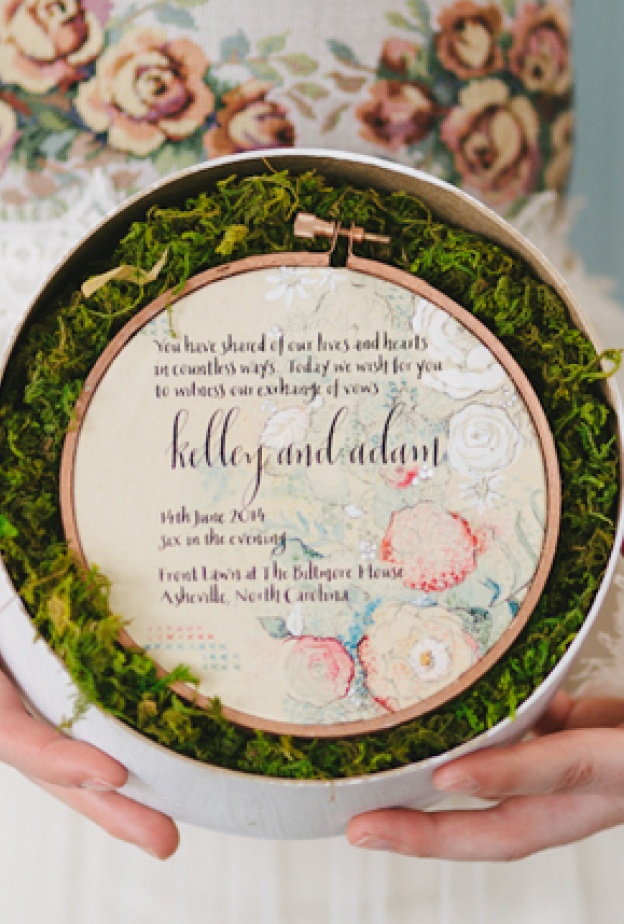 اختاري اجمل دعوات الزفاف الرومانسية المطرزة لحفل زفافك