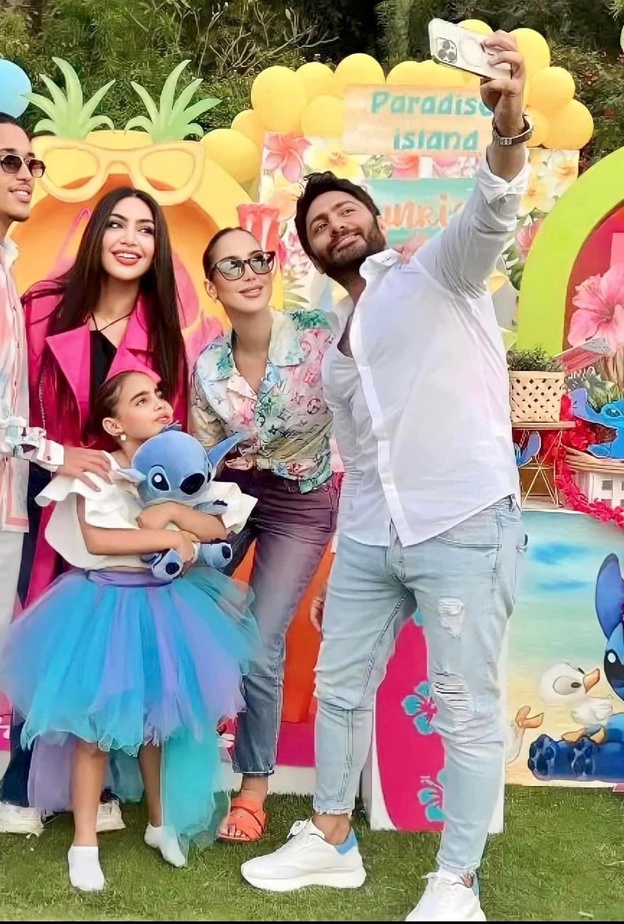 تامر حسني وبسمة بوسيل