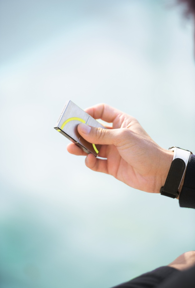 دار عطور هنري جاك تقدّم كليك-كلاك Clic-Clac في إصدار مصمّم خصيصاً من أجل رافاييل نادال