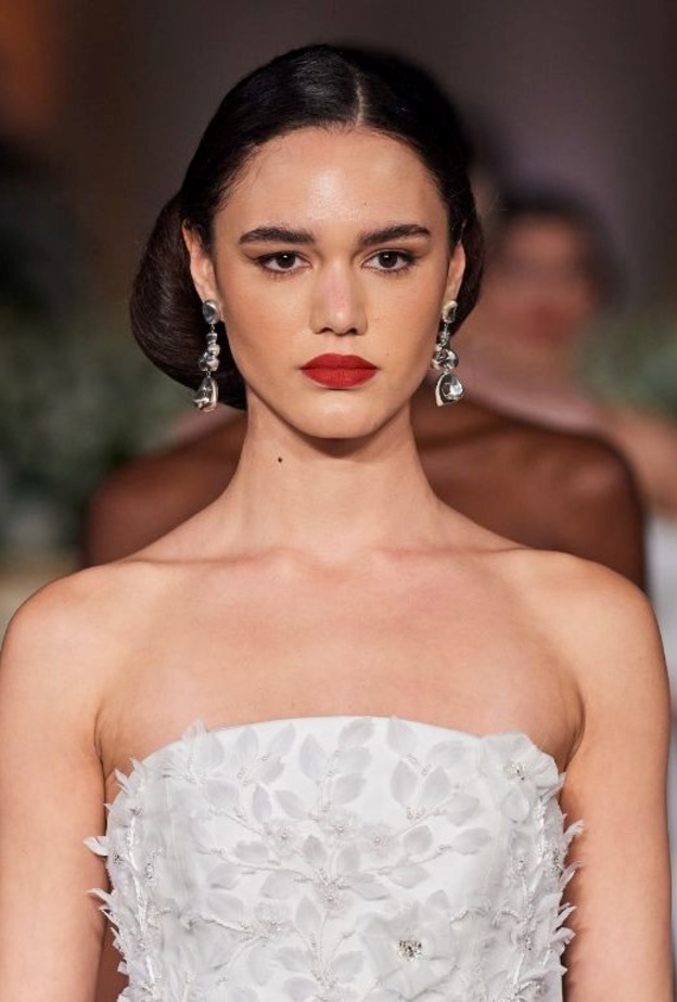 مكياج العروس في 2023..إليك الصيحات التي ستهيمن على أعراس السنة