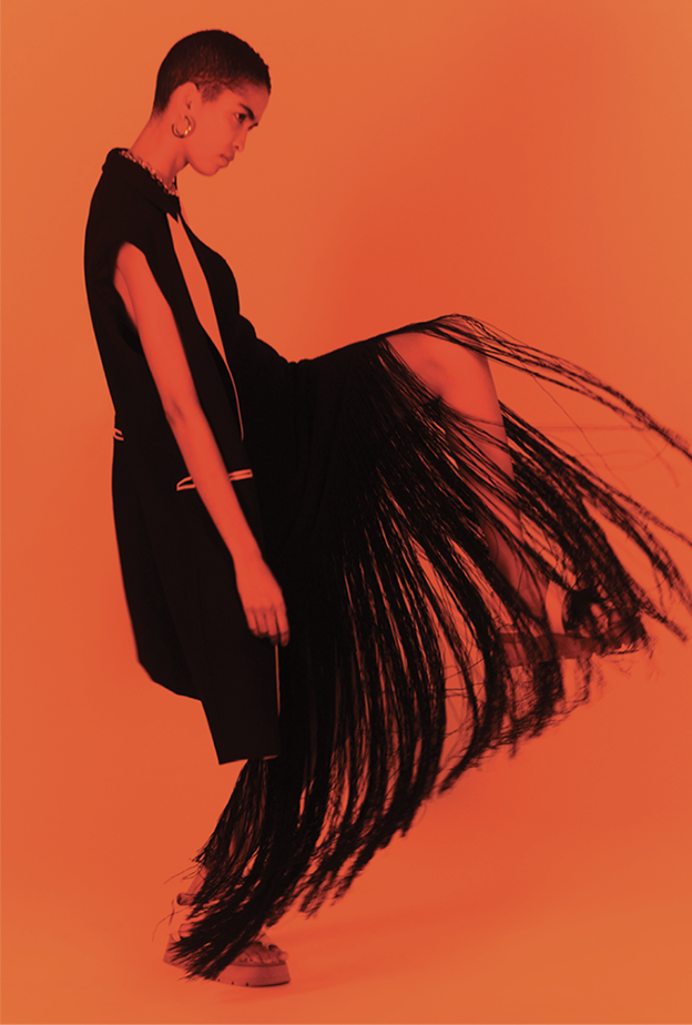 رقص على الإيقاع... تأثير الموسيقى على الأزياء وصيحاتها