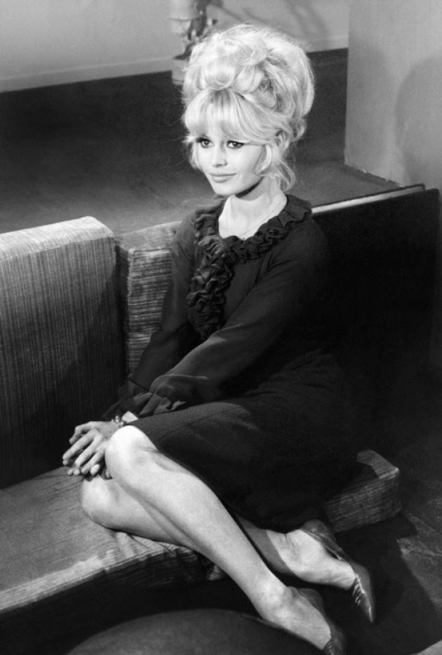 الشقراء الجميلة بريجيت باردو 