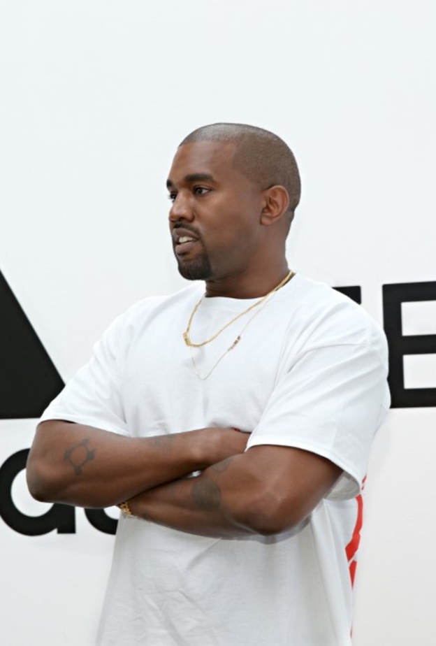 مغني الراب المعروف باسم كاني ويست