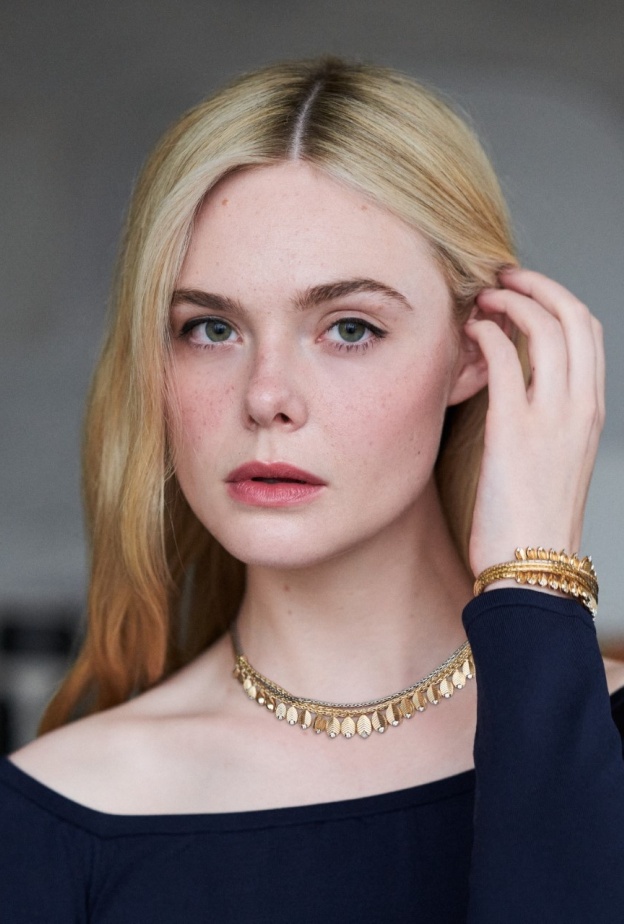 الممثلة الأمريكية Elle Fanning
