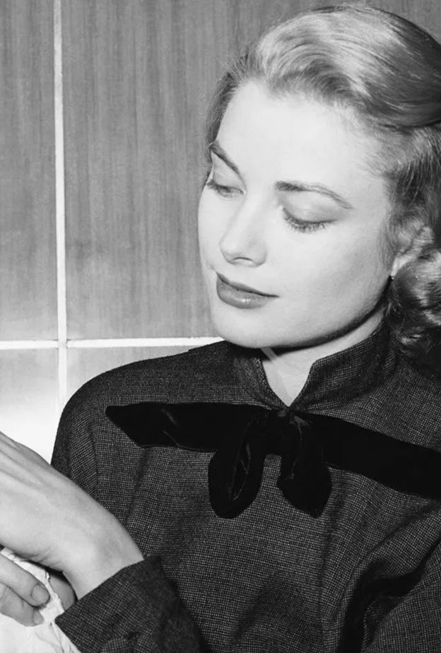 خاتم خطبة جريس كيلي Grace Kelly - 38.8 مليون دولار 