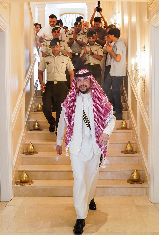  "حمام العريس" ومأدبة عشاء لولي العهد الأمير حسين