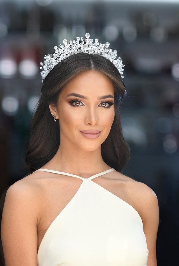  ما هي التسريحة التي يمكن أن تعتمدها رجوة آل سيف يوم زفافها؟