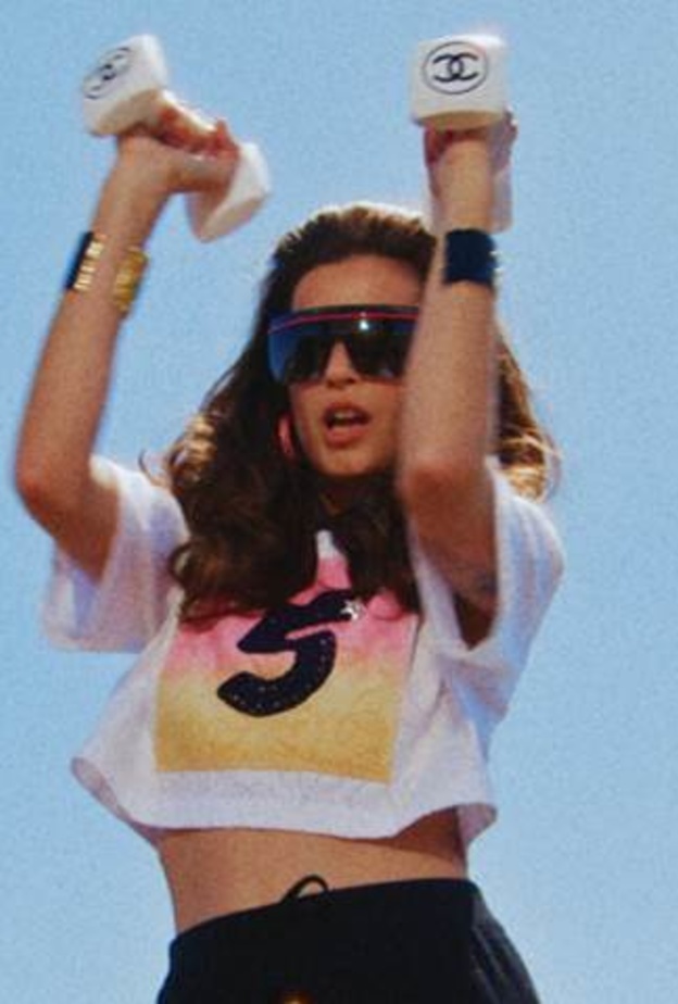 شانيل تشوّق عشاق الدار بفيديو عن مجموعة Cruise 2023 