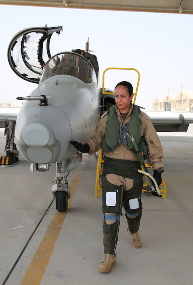 الشيخة عائشة بنت راشد آل خليفة Sheikha Aisha bint Rashid Al Khalifa