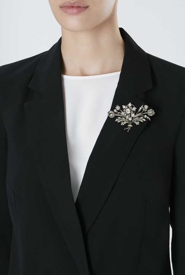 انتقي أروع المجوهرات الكلاسيكية لعيد الأضحى من مزاد كريستيز Joaillerie Paris