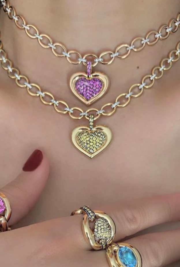 قلادة مرصعة بالياقوت الأصفر من توقيع نادين أيسوي Nadine Aysoy