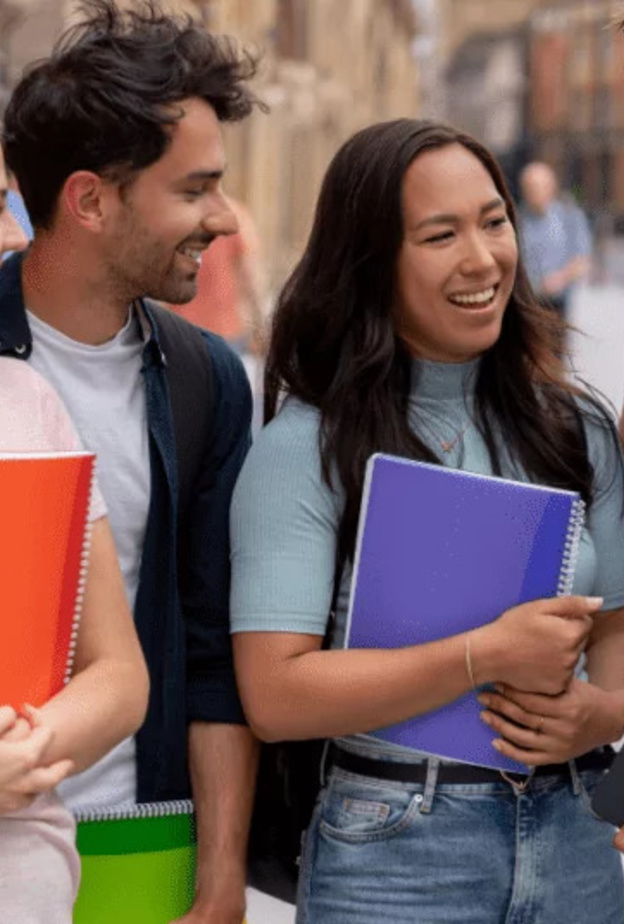 ما هي المهارات التي تكتسبينها عند الدراسة في الخارج؟