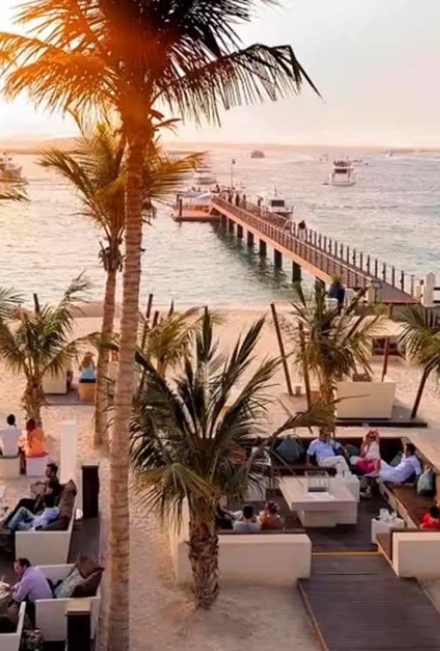 أفضل 13 مطعم شاطئي يمكنكم زيارتها في دبي