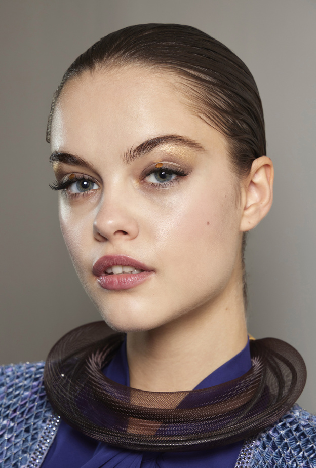 مكياج سهرة بتدرجات الألوان المدموجة